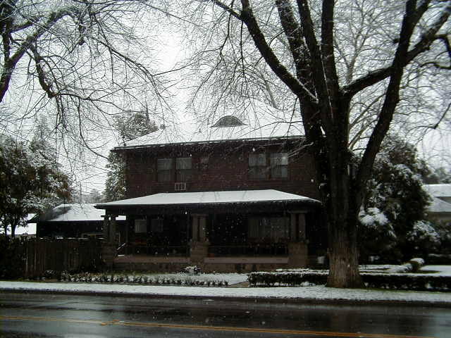 Colusa, CA : Wulf House circa 1905. Now our home. Typical old area of Colusa.