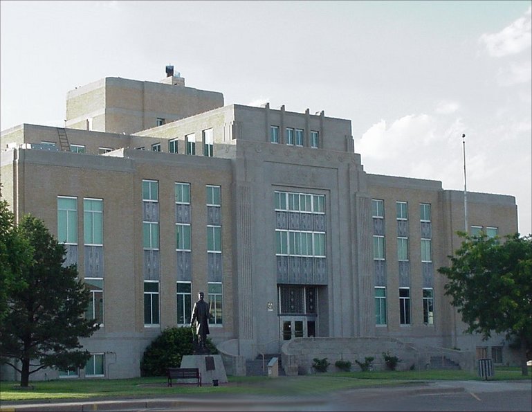 Portales, NM: Roosevelt County Courthouse - Portales, New Mexico