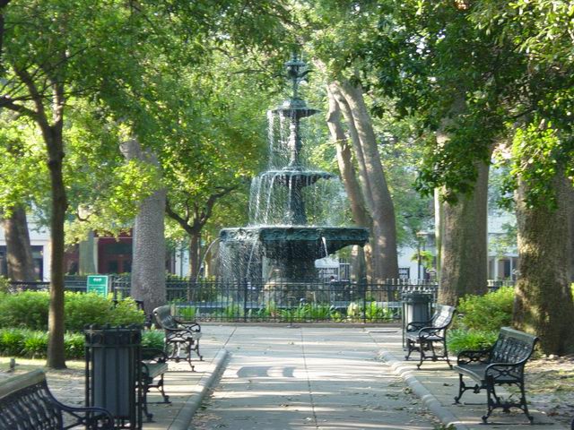 Mobile, AL : Bienville Sq down