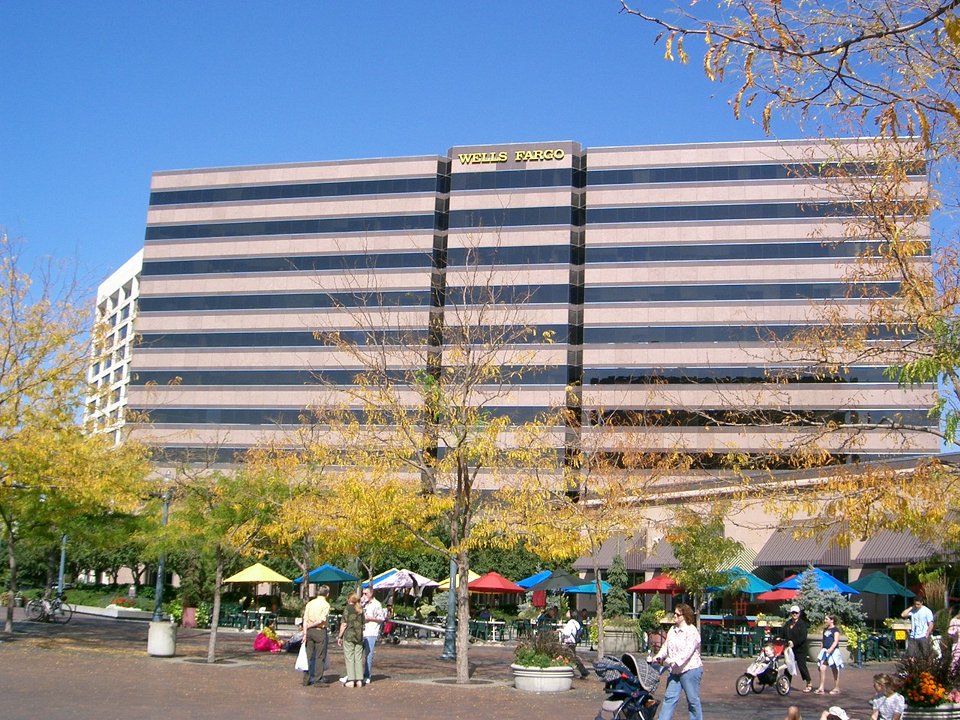 Boise, ID: Boise Center on the Grove w/ Wells Fargo Building in background