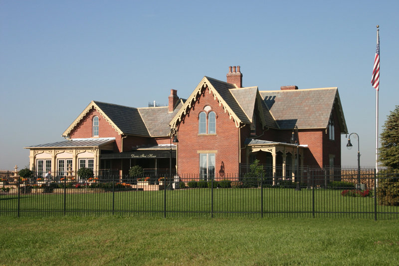 Heath, OH: The Davis-Shai House