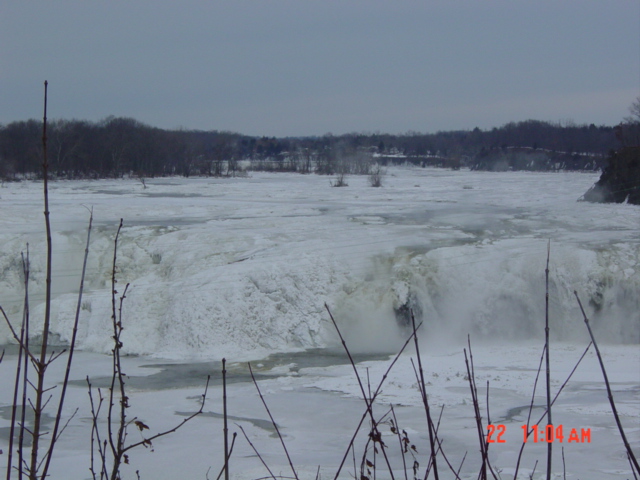 Cohoes, NY: Cohoes Falls Frozen