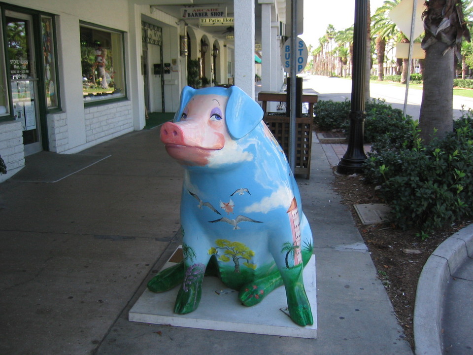 South Venice, FL: Artists for Venice, pigs