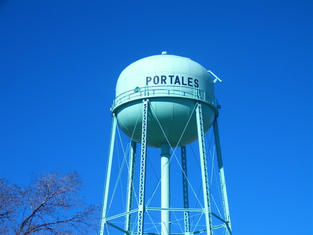 Portales, NM: water tower