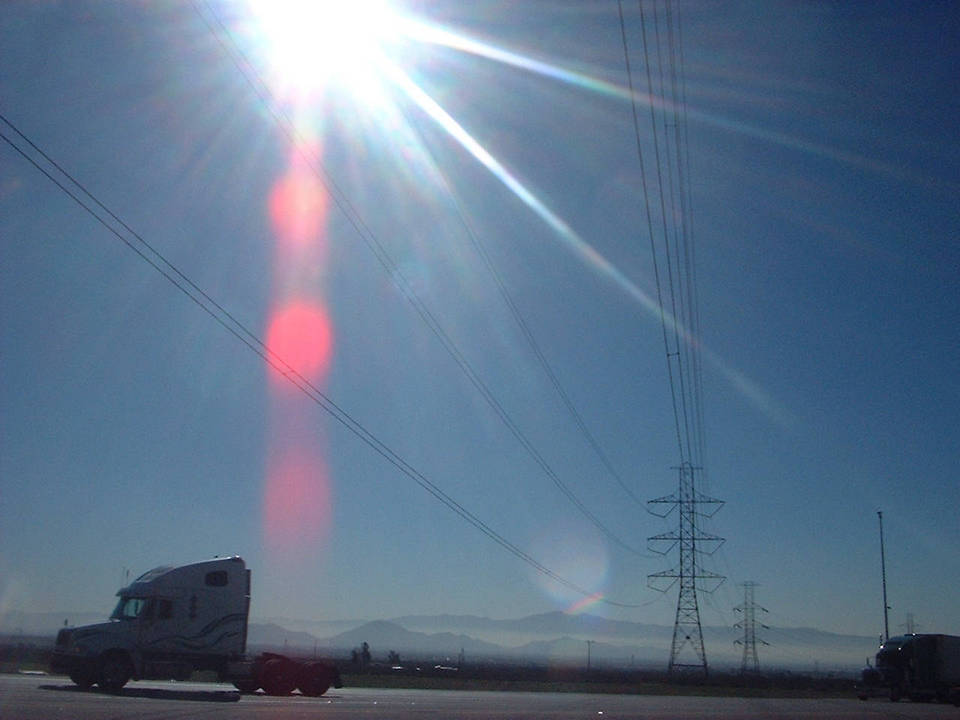 Los Angeles, CA : Entering LA leaving behind Bakersfield
