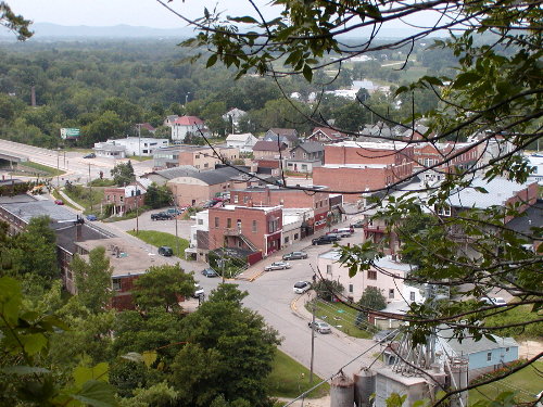 Galesville, WI: VIEW FROM CEMETARY BLUFF
