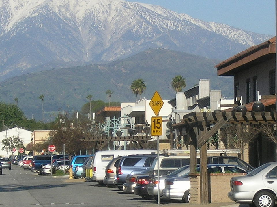 West Covina, CA: Glendora Avenue shops (opposite of The Lakes)