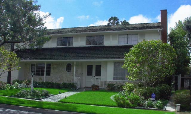 Ladera Heights, CA : Homes of Lower Ladera. User comment: This home is located in upper Ladera Heights.