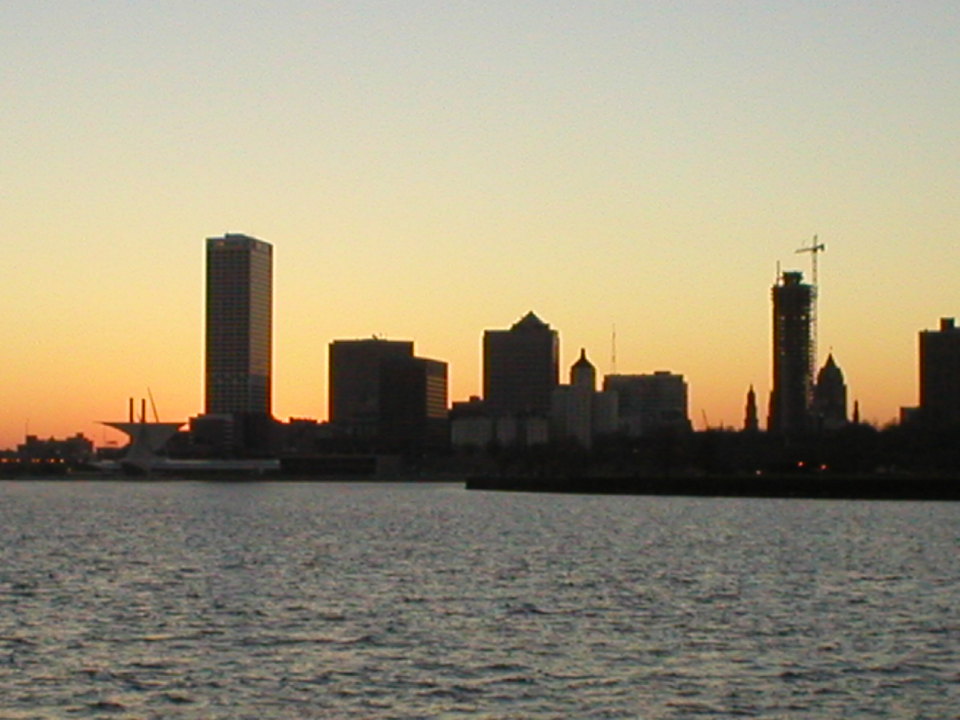 Milwaukee, WI: Milwaukee skyline from the McKinley Marina