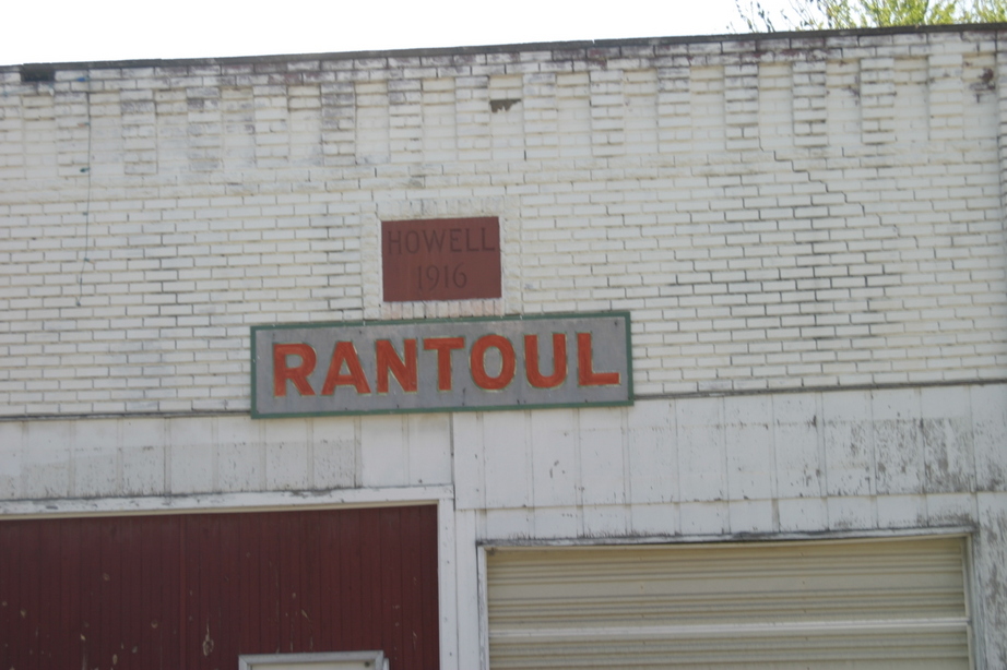 Rantoul, KS: picture of downtown building in Rantoul