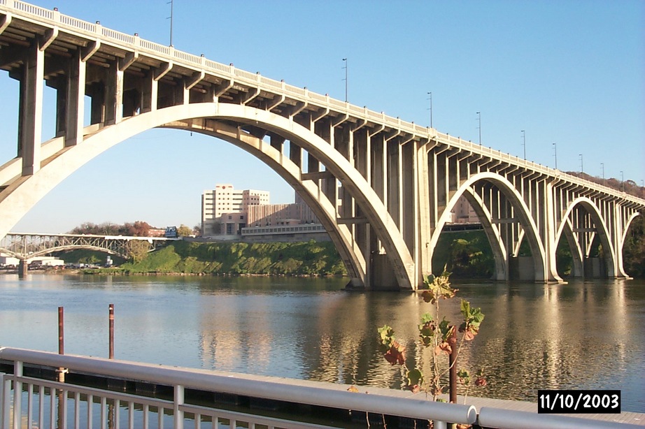 Knoxville, TN: Henley Bridge