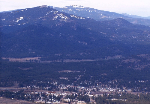 Portola, CA : Portola, nestled in the Feather River Canyon, below Smith