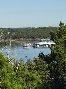 Lakeway, TX : A view of the lake