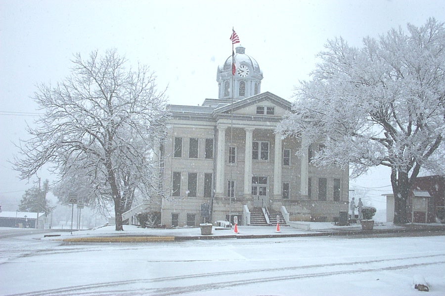 Mount Vernon, TX : Franklin County Courthouse, Mt. Vernon, Texas - 2004