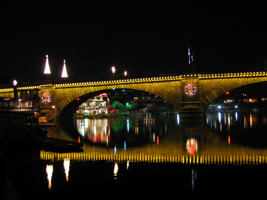 Lake Havasu City, AZ: view of bridge during christmas