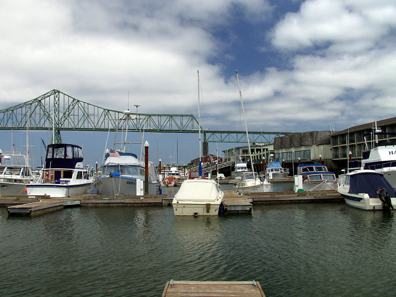 Astoria, OR : Astoria dockside.