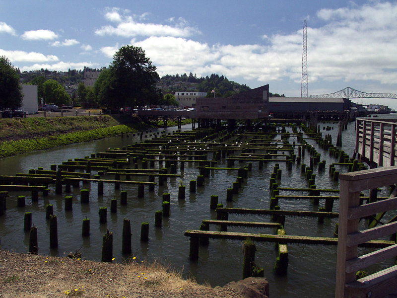 Astoria, OR : Astoria dockside.
