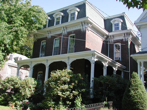 Wilkes-Barre, PA: Victorian Residence Downtown Wilkes-Barre