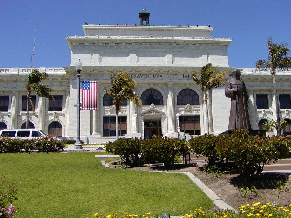 San Buenaventura (Ventura), CA : San Buenaventura City Hall photo