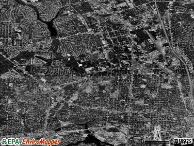 Zip code 32505 satellite photo by USGS