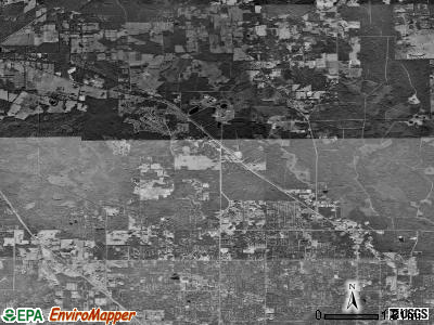 Zip code 32653 satellite photo by USGS