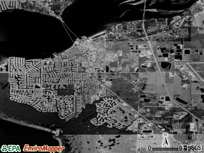 Zip code 33947 satellite photo by USGS
