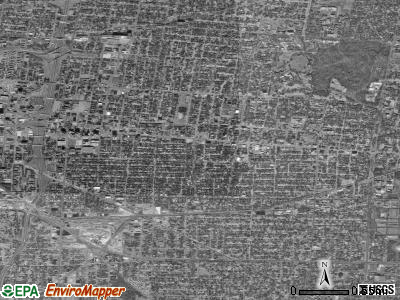 Zip code 38104 satellite photo by USGS
