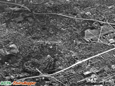 Zip code 40205 satellite photo by USGS