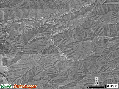 Zip code 40831 satellite photo by USGS
