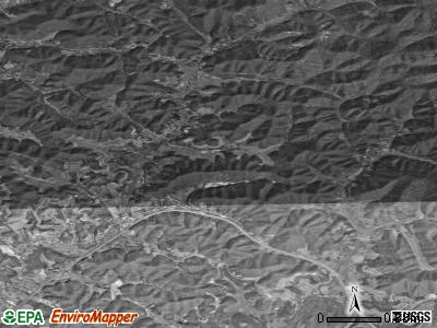 Zip code 40915 satellite photo by USGS