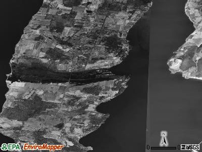 Zip code 05463 satellite photo by USGS