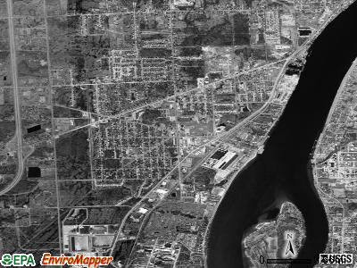 Zip code 48040 satellite photo by USGS