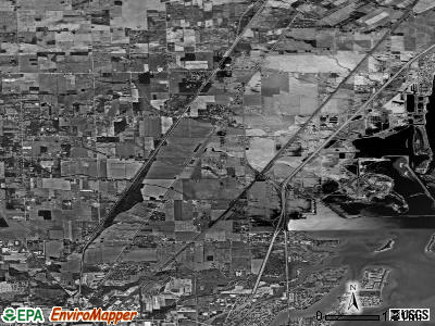 Zip code 48133 satellite photo by USGS
