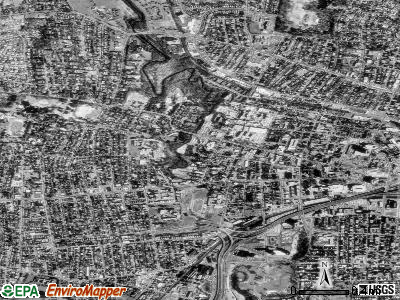 Zip code 06105 satellite photo by USGS