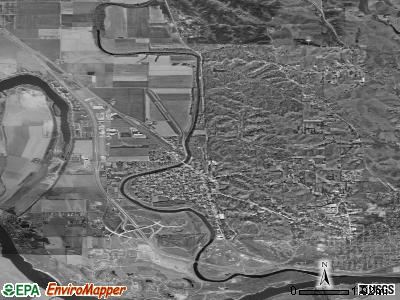 Zip code 51109 satellite photo by USGS