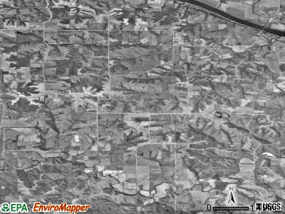 Zip code 52551 satellite photo by USGS