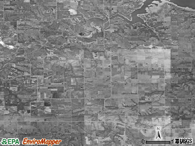 Zip code 52581 satellite photo by USGS