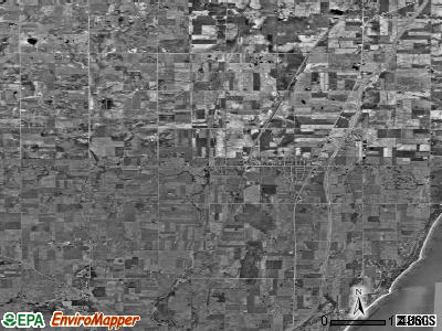 Zip code 53004 satellite photo by USGS