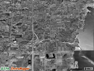Zip code 54173 satellite photo by USGS