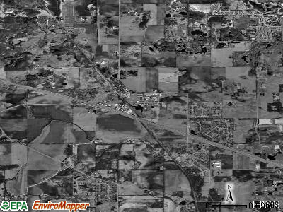 Zip code 60136 satellite photo by USGS