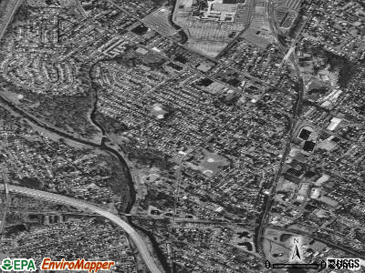 Zip code 07662 satellite photo by USGS