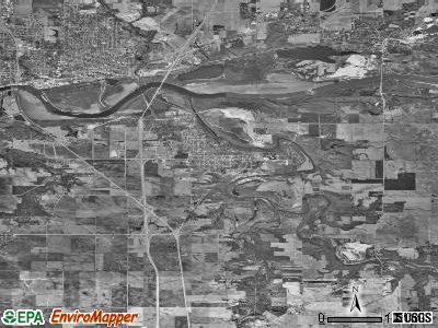 Zip code 61348 satellite photo by USGS