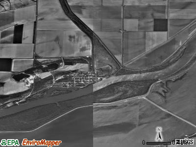 Zip code 61543 satellite photo by USGS