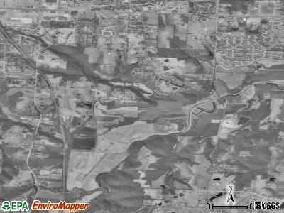 Zip code 64136 satellite photo by USGS
