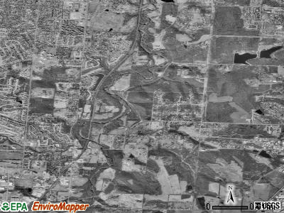 Zip code 64146 satellite photo by USGS