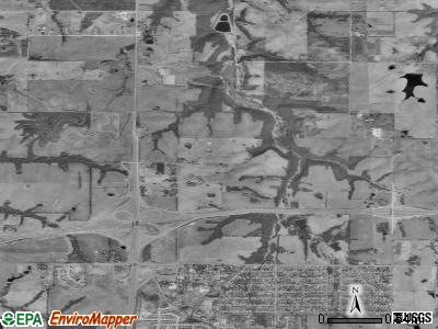 Zip code 64165 satellite photo by USGS