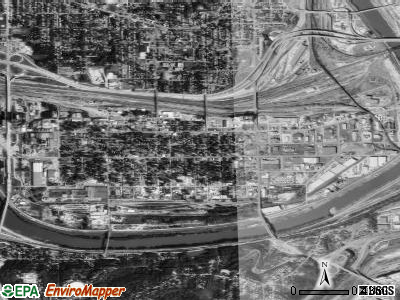 Zip code 66105 satellite photo by USGS