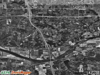 Zip code 66111 satellite photo by USGS