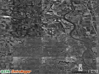 Zip code 68048 satellite photo by USGS