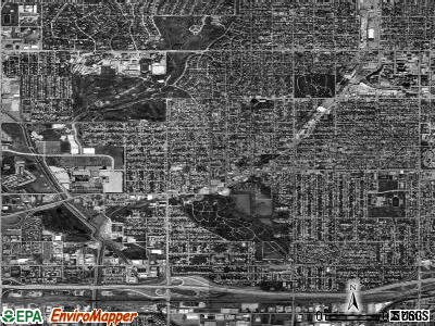Zip code 68106 satellite photo by USGS